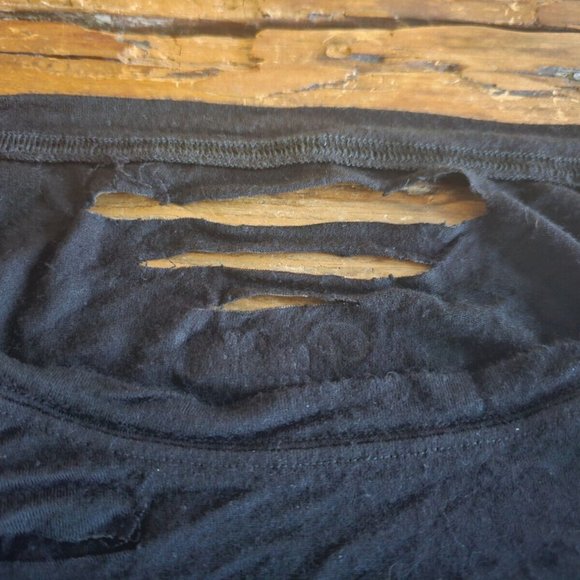 COPY - Bombshell Black Shredded Tshirt Sz S - Picture 8 of 10